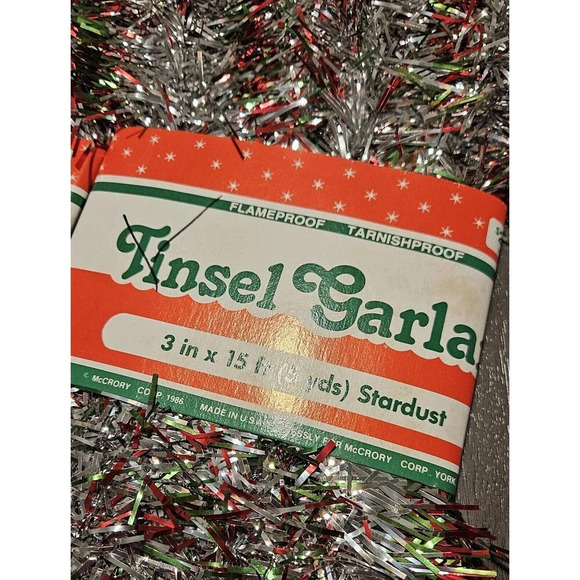 NOS Vtg Stardust Red Green Tinsel Christmas Garland 15 Ft Lot 2 Flame Resistant - Picture 5 of 5